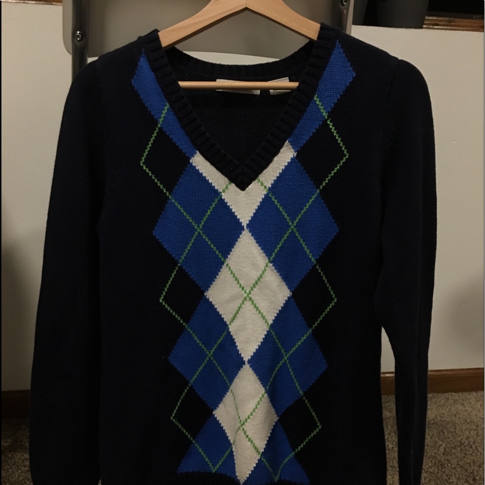 V Neck Argyle Sweater